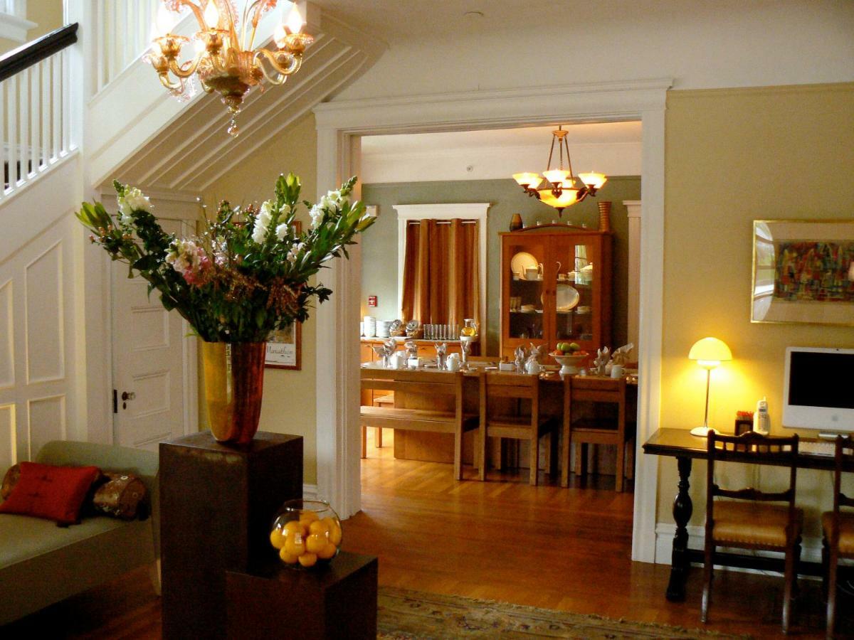 The Inn On First 纳帕 外观 照片
